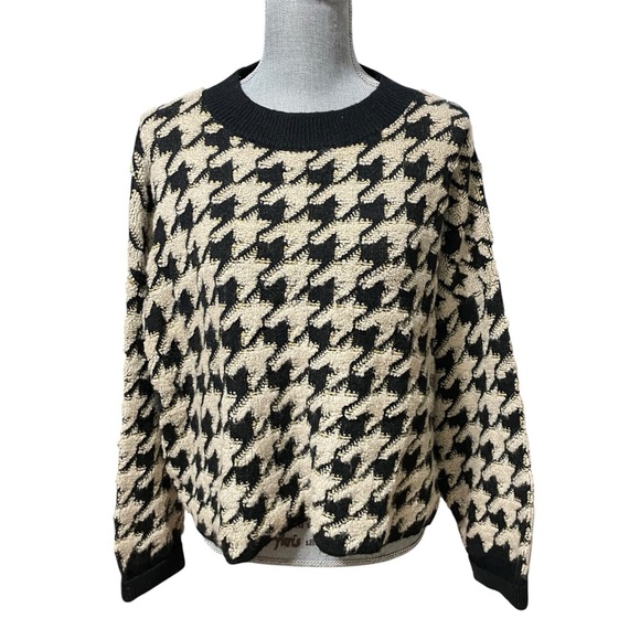 Max Studio Black Beige Houndstooth Knit Sweater Size Large - Picture 3 of 15